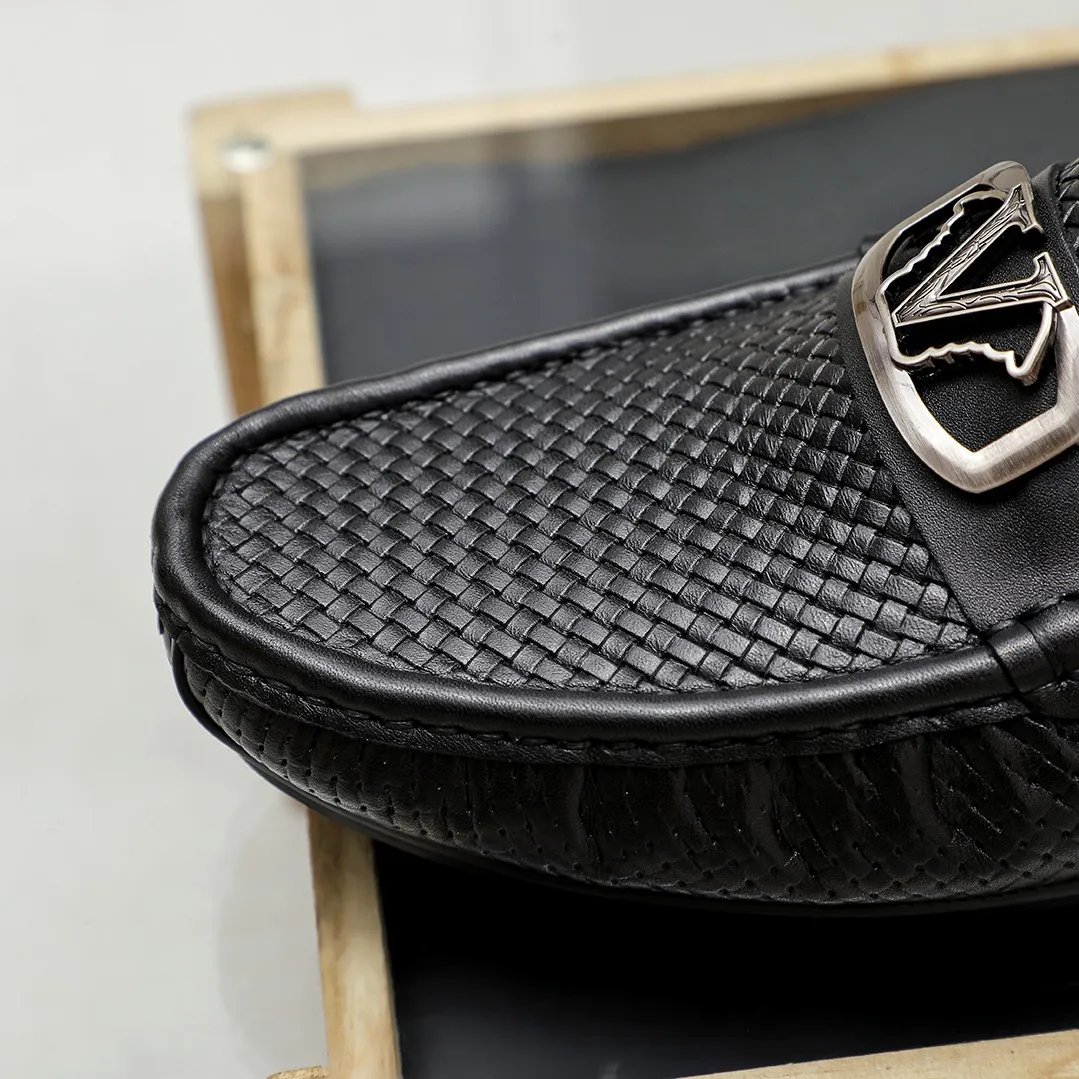 Men's shoes💰360💰💰[FENDI-FENDI] Classic new men's casual slip-on shoes🇨🇳Counter quality, original 1:1 high-quality workmanship💯The upper is made of imported first-layer cow Leather, 🐷leather lining, fashionable lazy beanie design 🌴casual Loaf style, with original raw rubber wear-resistant outsole 🌾definitely high-end and classy, only for drivers 🍀A must-have for trendy men, @@optional! 🍓Code number 38-45 (46🉑️customized, non-returnable and non-exchangeable)